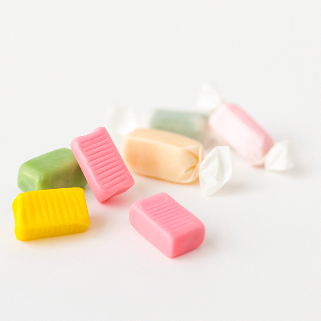 Andy A d 70 pcs Sugar Free Fruit Toffees ,trio of Strawberry-Orange-Lemon flavors, Sugar Free Diabetic Friendly Assorted Candy - Perfect for Any Occasion 7 Oz - 2 Pack