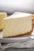 Andy A d's Sugar Free New York Cheesecake 9" | Diabetic-Friendly, No Chemicals, Best Cheese Cake Near Me For Celebrations & Dessert Lovers (2 lbs)